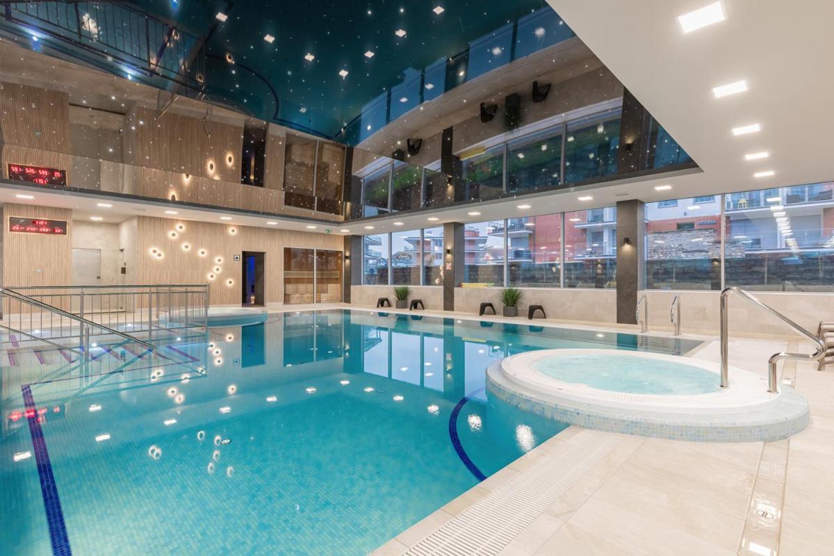 Apartament Holiday 8/25 里沃 外观 照片