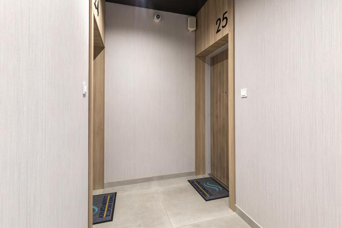 Apartament Holiday 8/25 里沃 外观 照片
